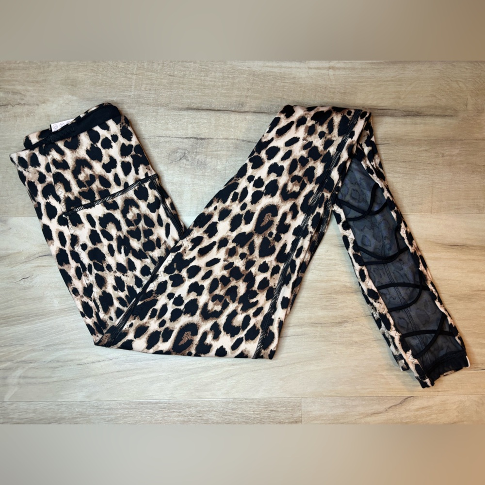 Victoria's Secret Animal Print Leggings Women SMALL
